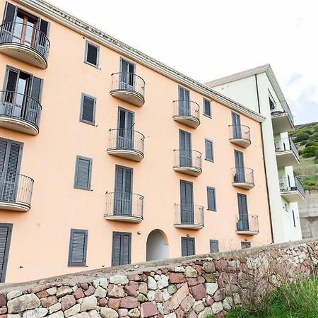 La Finestra Sul Castello Lägenhet Bosa Exteriör bild